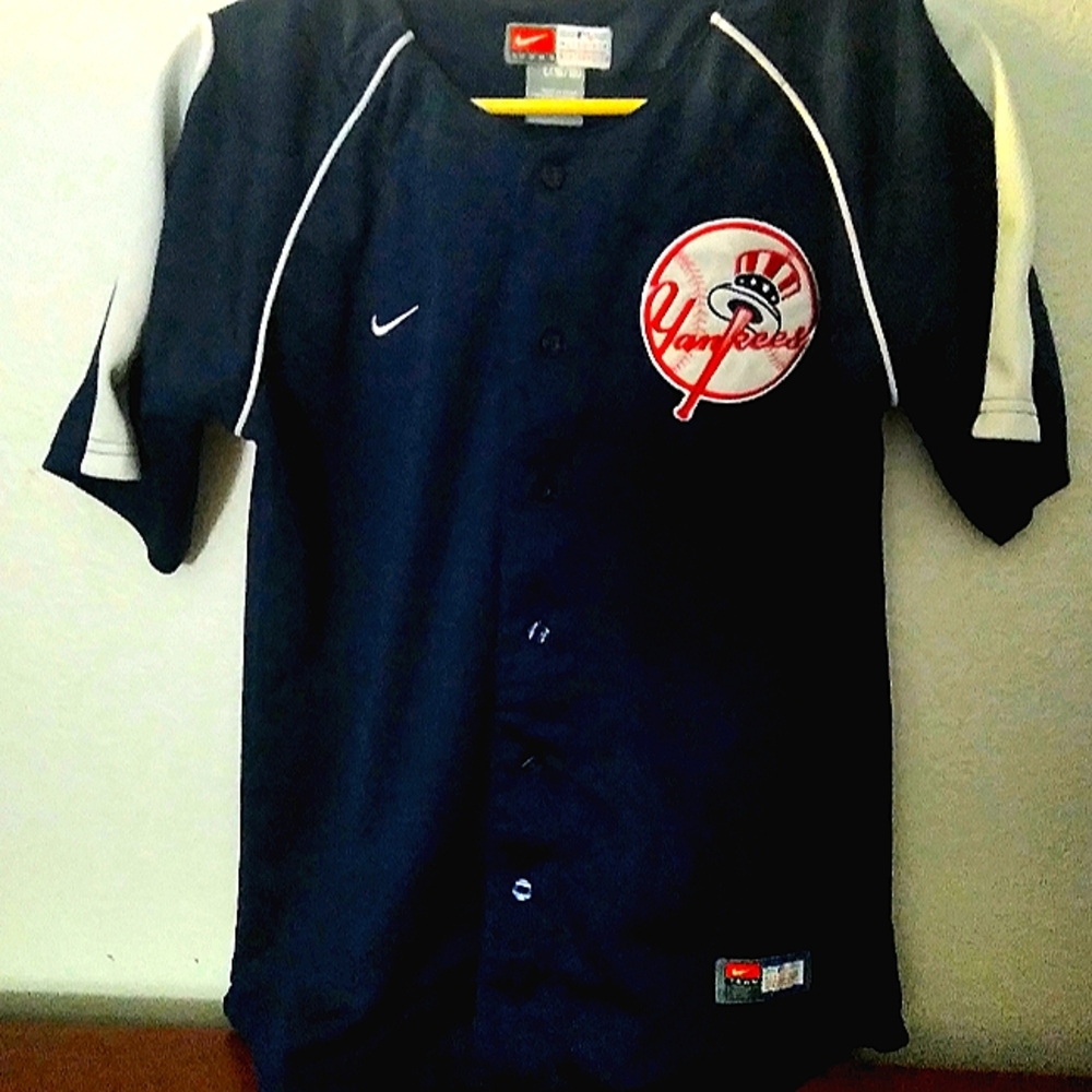 Nike Team New York NY Yankees MLB Baseball Jersey Youth Size Large 16-18
